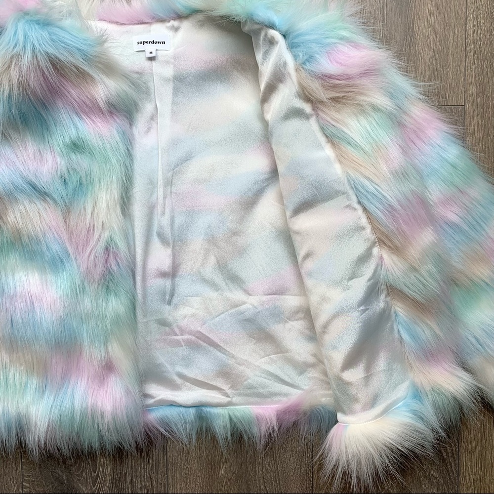 Superdown Shiloh Faux Fur Jacket Pastel Size M - Picture 7 of 17